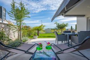 Bezauberndes Apartment 500 Meter zum Strand mit besonderer Terrasse, Umag