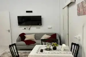Coast & City Apartment, Limassol
