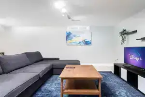 Roomy 1BD Apartment in Basement of House, Mississauga