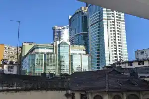 Spacious Apartment in with City Views, Dar es Salaam