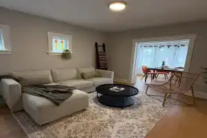 The Maple and Mist Guest house, Niagara Falls