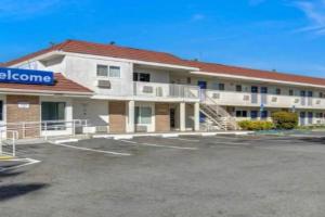 Motel 6-, CA-Airport, San Jose