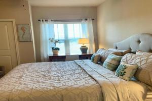 Coastal Comfort Apartments, Jacksonville
