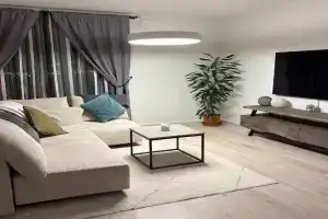 Cozy ocean front apartment, Reykjavik