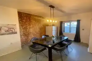 FULL KITCHEN 12min from DTOWN Room B, Laval