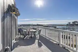 3995 Harbor Lights condo Apartments, Santa Cruz