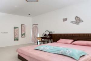 Hidden Hilltop Villa Oasis in the Heart of PQ, Phu Quoc Island