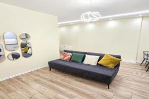 Luxury 1BR Central Apartment, Tirana