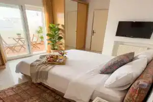 The Al Hamra Carthage Suite with Terrace Apartments, Sidi Bou Said