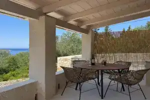 Lagom House by PaxosRetreats, Gaios
