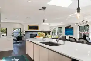 Luxury Condo | Steps to Ferry | Parking + Roofdeck Apartments, Provincetown