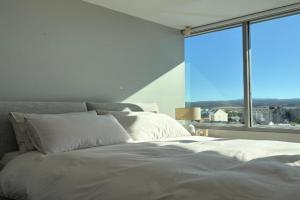 Sebel Top Floor Apartment - 5 minute walk to Foo Fighters Concert, Launceston