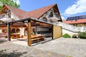 Molnár Vendégház 24 Guest house, Zamardi