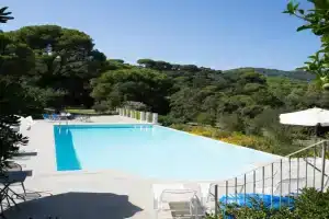 Villa Aurora con Piscina Privata a, Porto Azzurro