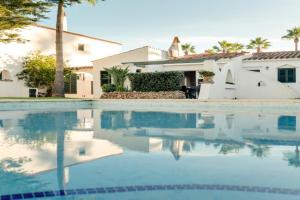 Can Xala - Apartamento con piscina cerca del mar, Cala'n Bosch