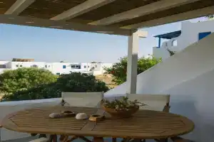 Anna's House, Koufonisia