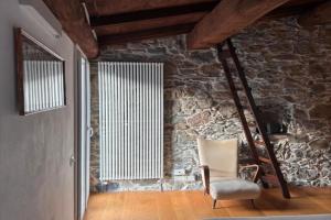Casa Gisanima Wide Bright Apartment with Garden and Balcony,, Riomaggiore