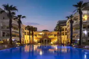 לה פלמורה דירת גן עם ג'קוזי Apart-hotel, Eilat