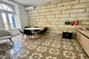 Turretta Stay - Private Room with Ensuite Bathroom in Vittoriosa, Three Cities, Valetta