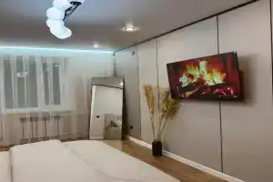 Uyutnye apartamenty v tsentre goroda, Uralsk