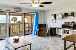Steps to North Beach Gem with Ocean-View Balcony! Apartments, Corpus Christi