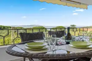 Attico Panoramico Vista Mare - centro - 3 Beds - Terrazza e Wifi Apartments, Baja Sardinia