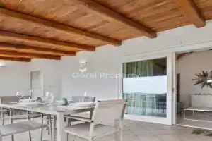 P - Terrazza vista mare - 200m dalla spiaggia - 2 camere da letto - Wifi Apartments, Baja Sardinia