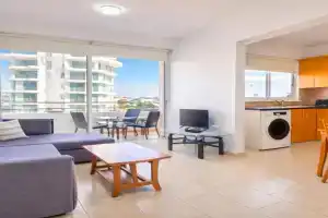 Sunset Poolside Apartment with Pool facility, Larnaka