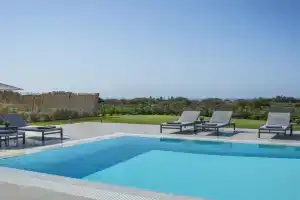 Villa Romeo by Villa Select, Svoronata