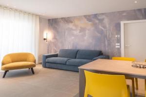 A&G blue flat Apartments, Cavallino