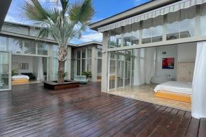Villa Crystal, Choengmon