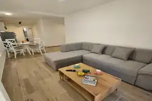 Apartment Under the Palm Tree, Budva