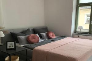 Apartment Stadtwohnung by Interhome, Plauen