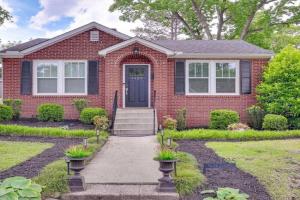 Earlewood 2BD 2BA Bungalow Designer Yard Grill Guest house, Columbia