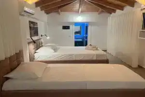 Moncler Residence Hotel, Ksamil