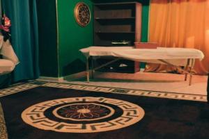 Cattleya Zensations Love hotel, Algeciras