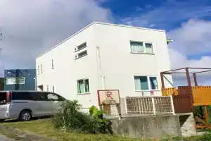 空海山の自然豊かな景色が見渡せる常夏の沖縄にある貸別荘Ann Villa, Nakijin