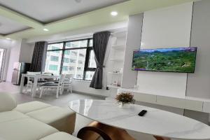 APT 2712 - 2-bedroom right at the beach, Nha Trang