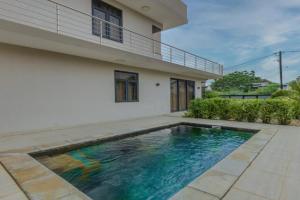 Anjalee Villa by Oceanaxe Holidays, Mont Choisy