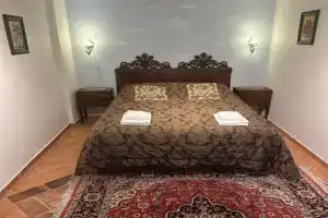 Casa Eloria, Bekescsaba