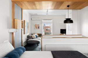 Heritage meets Scandi I Town House in CBD, Geelong
