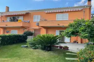 Playa DOMANTO Apartments, Palau