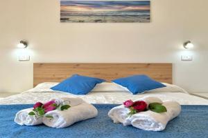 Relax and Comfort con balcone, Apartments, Lavagna