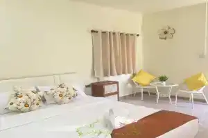 Khaosok Embrace Resort, Khao Sok