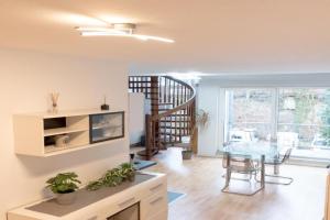 Riverside Apartment 4, Saarbrucken