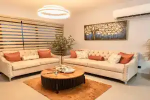 Hermoso Alojamiento con Terraza y Jacuzzi en Apartments, Santiago