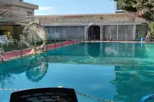 White garden Guest house, Tuzla