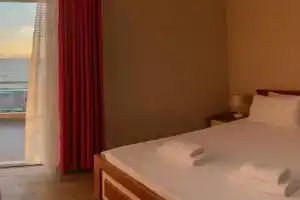 Kleanthi`s Hotel, Himare