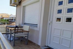 Helen's studio 2, Mirina