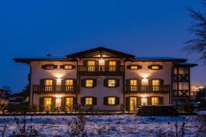 Appartment Göll - Garden - Sauna - Wi-Fi - Villa Alpenrausch, Schonau am Konigssee